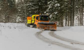 Enhancing Deicing Efficiency: The Science Behind Magnesium Chloride Hexahydrate